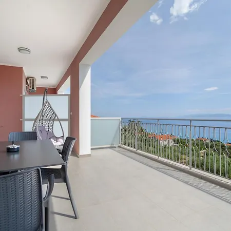 Nirvana Homes Apartment Vlachata